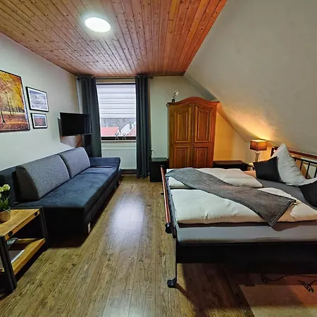 Wolf Hotell Ebermannstadt